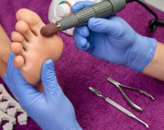 Podiatrist Senior Nails Services